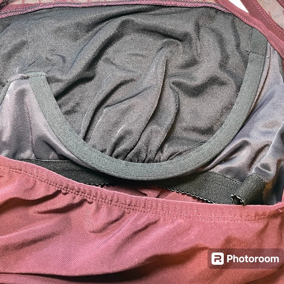 Miracle Suit Illusionist Mirage Tankini Top. Size 10. - Picture 7 of 10